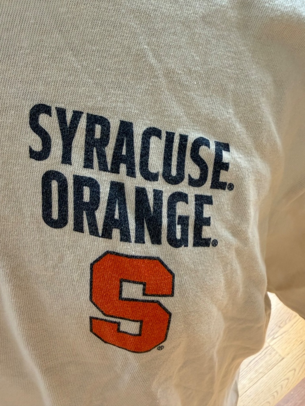 Syracuse Orange T-Shirt Size M NCAA College Graphic Tee Vintage Style - Picture 3 of 9